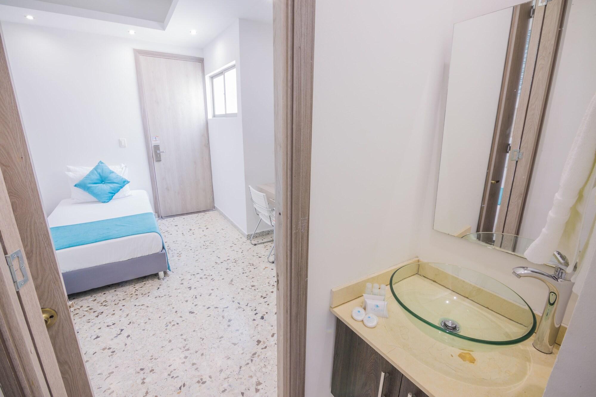 Velik Ocean Hotel Aeropuerto Cartagena Dış mekan fotoğraf