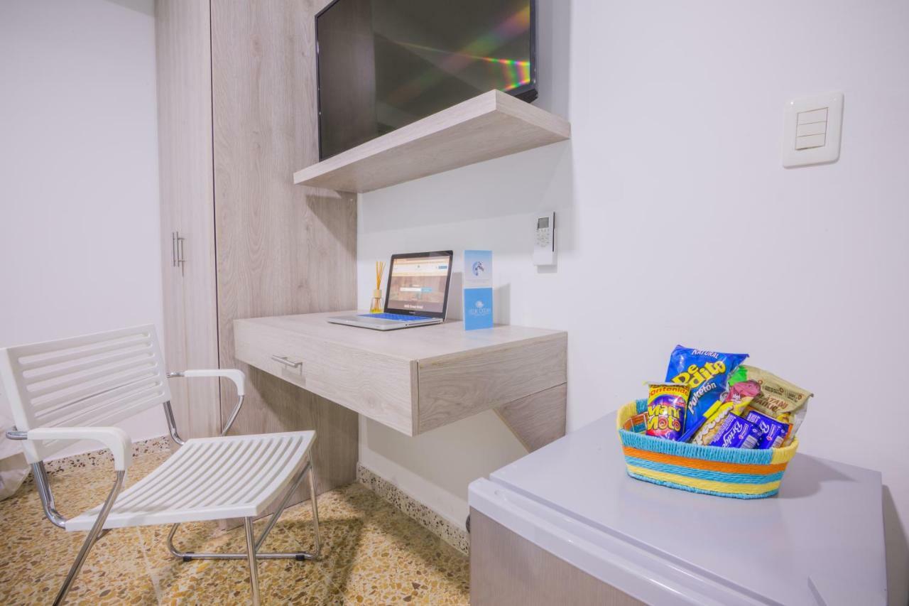 Velik Ocean Hotel Aeropuerto Cartagena Dış mekan fotoğraf