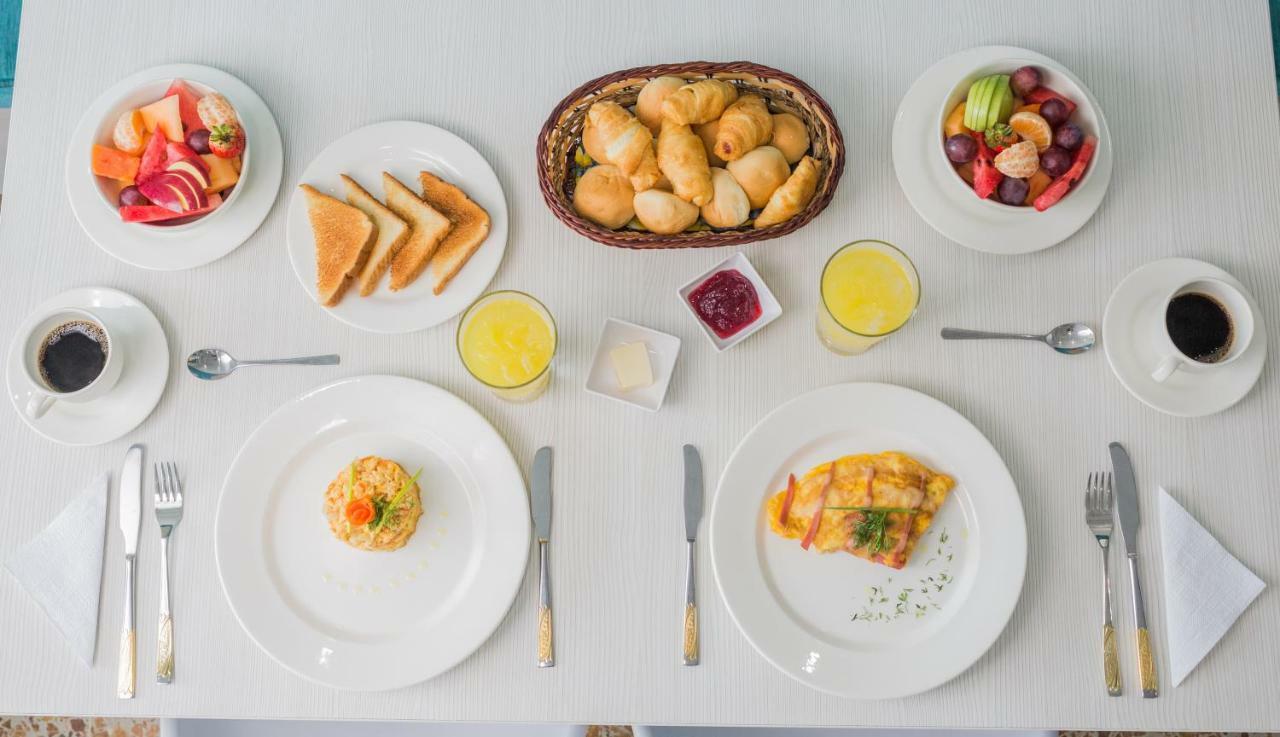 Velik Ocean Hotel Aeropuerto Cartagena Dış mekan fotoğraf